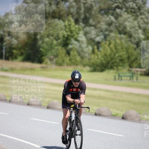 16.06.2024 - 26. Vierlanden-Triathlon Jannik Wohlers http://msf.ph/oto/6311307 16.06.2024 11:43:23 Radfahren 60, 124, 131 meine-sportfotos.de