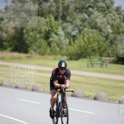 16.06.2024 - 26. Vierlanden-Triathlon Jannik Wohlers http://msf.ph/oto/6311317 16.06.2024 11:43:24 Radfahren 60, 124, 131 meine-sportfotos.de