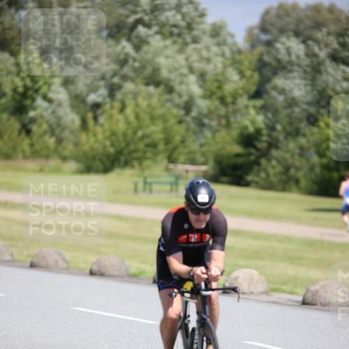 16.06.2024 - 26. Vierlanden-Triathlon Jannik Wohlers http://msf.ph/oto/6311370 16.06.2024 11:43:24 Radfahren 60, 124, 131 meine-sportfotos.de