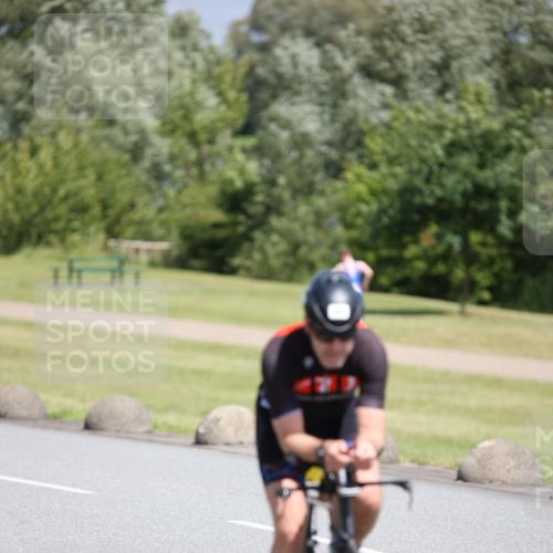 16.06.2024 - 26. Vierlanden-Triathlon Jannik Wohlers http://msf.ph/oto/6311407 16.06.2024 11:43:25 Radfahren 60, 124, 131 meine-sportfotos.de