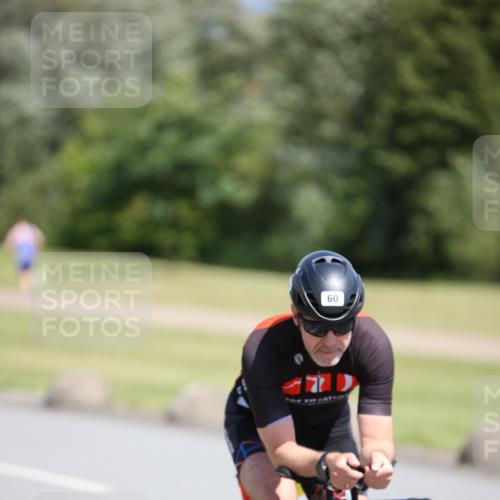 16.06.2024 - 26. Vierlanden-Triathlon Jannik Wohlers http://msf.ph/oto/6311459 16.06.2024 11:43:25 Radfahren 60, 124, 131 meine-sportfotos.de