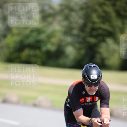 16.06.2024 - 26. Vierlanden-Triathlon Jannik Wohlers http://msf.ph/oto/6311468 16.06.2024 11:43:25 Radfahren 60, 124, 131 meine-sportfotos.de