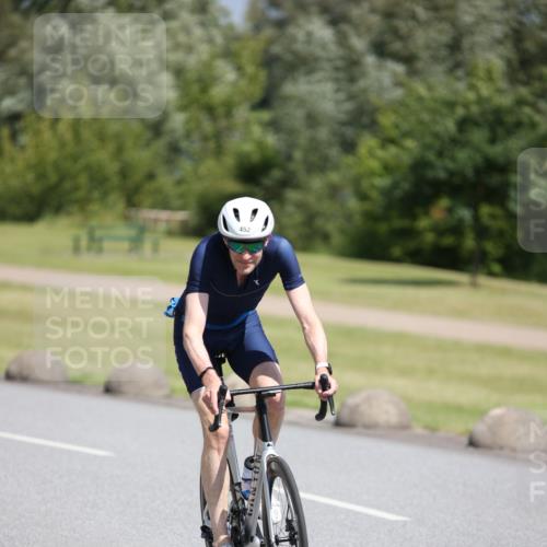 16.06.2024 - 26. Vierlanden-Triathlon Jannik Wohlers http://msf.ph/oto/6311495 16.06.2024 11:43:30 Radfahren 10, 60, 195, 452 meine-sportfotos.de