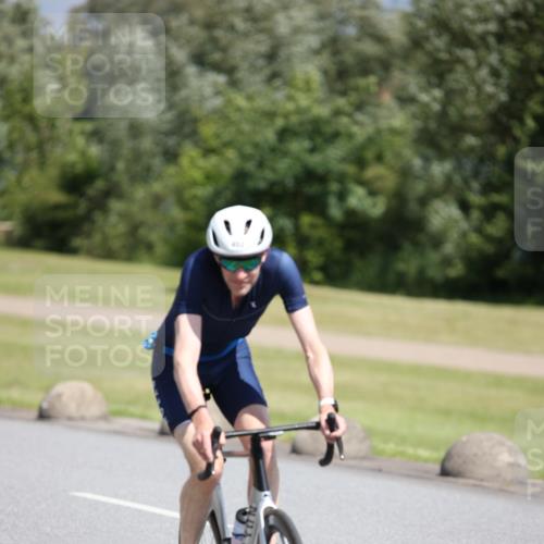 16.06.2024 - 26. Vierlanden-Triathlon Jannik Wohlers http://msf.ph/oto/6311522 16.06.2024 11:43:31 Radfahren 10, 60, 195, 452 meine-sportfotos.de