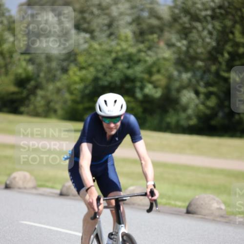 16.06.2024 - 26. Vierlanden-Triathlon Jannik Wohlers http://msf.ph/oto/6311528 16.06.2024 11:43:31 Radfahren 10, 60, 195, 452 meine-sportfotos.de