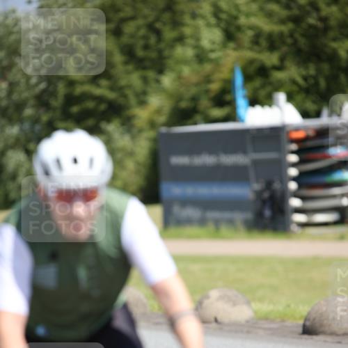 16.06.2024 - 26. Vierlanden-Triathlon Jannik Wohlers http://msf.ph/oto/6311606 16.06.2024 11:44:12 Radfahren 40, 136, 138, 174, 201, 254, 292, 358 meine-sportfotos.de