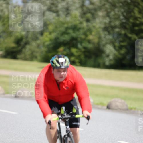 16.06.2024 - 26. Vierlanden-Triathlon Jannik Wohlers http://msf.ph/oto/6311616 16.06.2024 11:44:20 Radfahren 344 meine-sportfotos.de