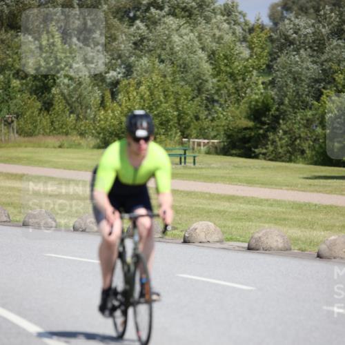 16.06.2024 - 26. Vierlanden-Triathlon Jannik Wohlers http://msf.ph/oto/6311693 16.06.2024 11:44:24 Radfahren 51, 270, 344 meine-sportfotos.de