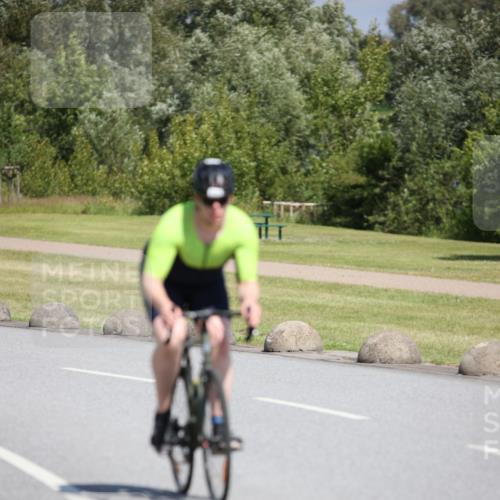 16.06.2024 - 26. Vierlanden-Triathlon Jannik Wohlers http://msf.ph/oto/6311697 16.06.2024 11:44:25 Radfahren 51, 270, 344 meine-sportfotos.de