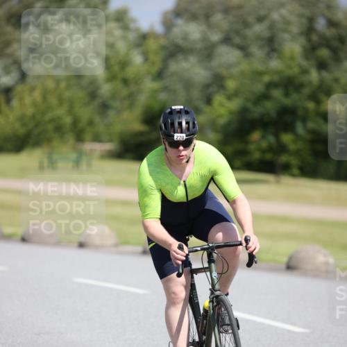 16.06.2024 - 26. Vierlanden-Triathlon Jannik Wohlers http://msf.ph/oto/6311759 16.06.2024 11:44:25 Radfahren 51, 270, 344 meine-sportfotos.de