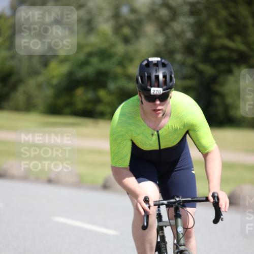 16.06.2024 - 26. Vierlanden-Triathlon Jannik Wohlers http://msf.ph/oto/6311810 16.06.2024 11:44:26 Radfahren 51, 225, 270, 344 meine-sportfotos.de