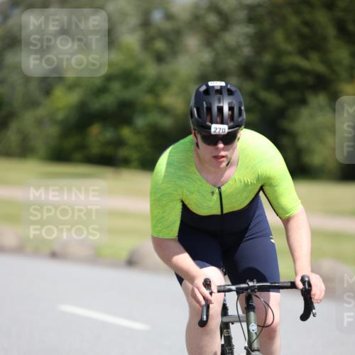 16.06.2024 - 26. Vierlanden-Triathlon Jannik Wohlers http://msf.ph/oto/6311814 16.06.2024 11:44:26 Radfahren 51, 225, 270, 344 meine-sportfotos.de