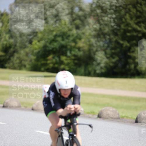 16.06.2024 - 26. Vierlanden-Triathlon Jannik Wohlers http://msf.ph/oto/6311908 16.06.2024 11:44:28 Radfahren 51, 225, 270 meine-sportfotos.de