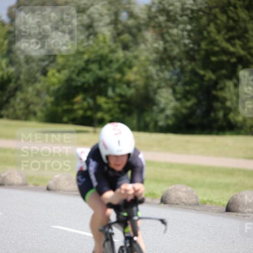 16.06.2024 - 26. Vierlanden-Triathlon Jannik Wohlers http://msf.ph/oto/6311915 16.06.2024 11:44:28 Radfahren 51, 225, 270 meine-sportfotos.de
