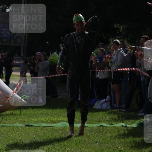 16.06.2024 - 26. Vierlanden-Triathlon Lena Gebhardt http://msf.ph/oto/6311940 16.06.2024 09:33:54 Schwimmen 73, 73 meine-sportfotos.de