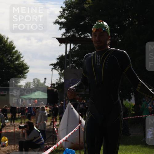 16.06.2024 - 26. Vierlanden-Triathlon Lena Gebhardt http://msf.ph/oto/6311962 16.06.2024 09:33:56 Schwimmen 73, 73 meine-sportfotos.de