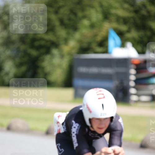 16.06.2024 - 26. Vierlanden-Triathlon Jannik Wohlers http://msf.ph/oto/6311980 16.06.2024 11:44:28 Radfahren 51, 225, 270 meine-sportfotos.de