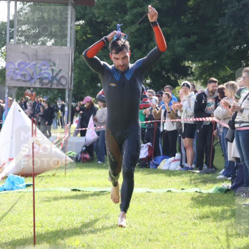 16.06.2024 - 26. Vierlanden-Triathlon Lena Gebhardt http://msf.ph/oto/6312069 16.06.2024 09:34:33 Schwimmen 14, 44, 49, 68, 76, 190, 14, 44, 49, 68, 76, 190 meine-sportfotos.de