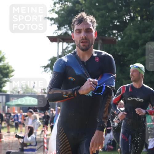16.06.2024 - 26. Vierlanden-Triathlon Lena Gebhardt http://msf.ph/oto/6312101 16.06.2024 09:34:34 Schwimmen 14, 44, 49, 68, 76, 190, 14, 44, 49, 68, 76, 190 meine-sportfotos.de