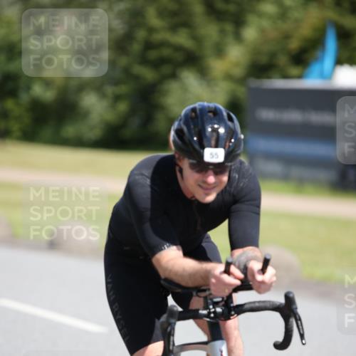 16.06.2024 - 26. Vierlanden-Triathlon Jannik Wohlers http://msf.ph/oto/6312104 16.06.2024 11:44:43 Radfahren 55, 228, 313, 322, 413, 425, 448 meine-sportfotos.de