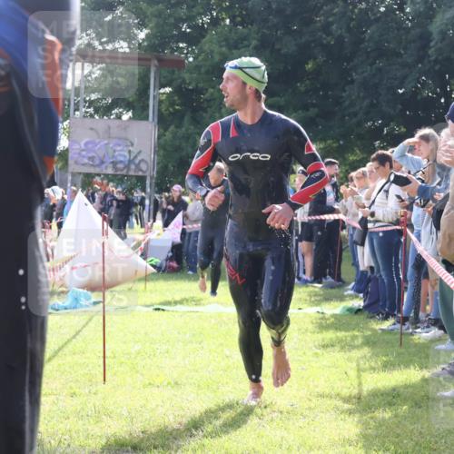 16.06.2024 - 26. Vierlanden-Triathlon Lena Gebhardt http://msf.ph/oto/6312110 16.06.2024 09:34:35 Schwimmen 14, 44, 49, 68, 76, 190, 14, 44, 49, 68, 76, 190 meine-sportfotos.de
