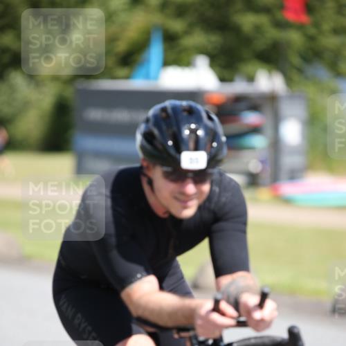 16.06.2024 - 26. Vierlanden-Triathlon Jannik Wohlers http://msf.ph/oto/6312129 16.06.2024 11:44:43 Radfahren 55, 228, 313, 322, 413, 425, 448 meine-sportfotos.de