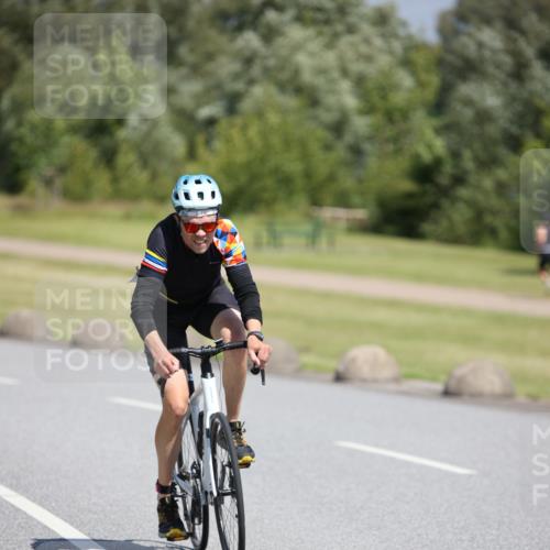 16.06.2024 - 26. Vierlanden-Triathlon Jannik Wohlers http://msf.ph/oto/6312145 16.06.2024 11:44:46 Radfahren 55, 313, 322, 413, 425, 431 meine-sportfotos.de