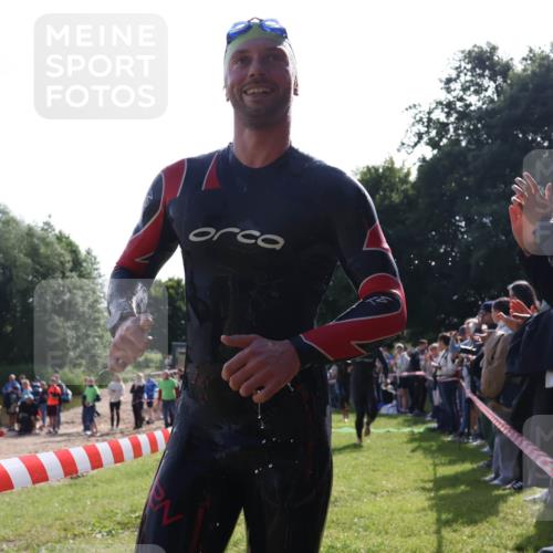16.06.2024 - 26. Vierlanden-Triathlon Lena Gebhardt http://msf.ph/oto/6312153 16.06.2024 09:34:36 Schwimmen 14, 44, 49, 68, 76, 190, 14, 44, 49, 68, 76, 190 meine-sportfotos.de