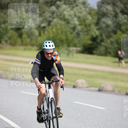 16.06.2024 - 26. Vierlanden-Triathlon Jannik Wohlers http://msf.ph/oto/6312156 16.06.2024 11:44:47 Radfahren 55, 313, 322, 413, 425, 431 meine-sportfotos.de