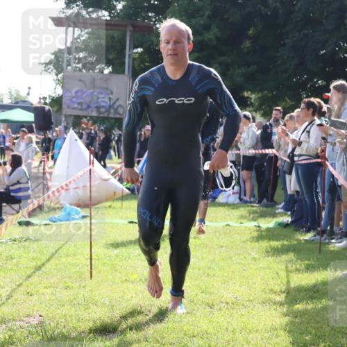 16.06.2024 - 26. Vierlanden-Triathlon Lena Gebhardt http://msf.ph/oto/6312177 16.06.2024 09:34:38 Schwimmen 14, 44, 49, 68, 76, 190, 14, 44, 49, 68, 76, 190 meine-sportfotos.de