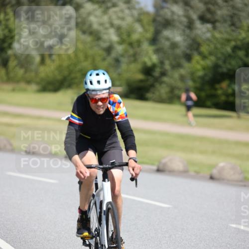 16.06.2024 - 26. Vierlanden-Triathlon Jannik Wohlers http://msf.ph/oto/6312188 16.06.2024 11:44:47 Radfahren 55, 313, 322, 413, 425, 431 meine-sportfotos.de