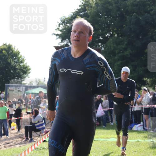 16.06.2024 - 26. Vierlanden-Triathlon Lena Gebhardt http://msf.ph/oto/6312190 16.06.2024 09:34:39 Schwimmen 14, 44, 49, 68, 76, 14, 44, 49, 68, 76 meine-sportfotos.de