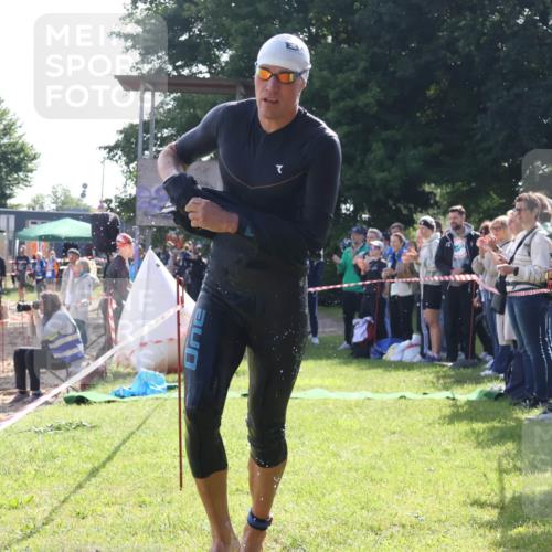 16.06.2024 - 26. Vierlanden-Triathlon Lena Gebhardt http://msf.ph/oto/6312222 16.06.2024 09:34:40 Schwimmen 14, 44, 68, 76, 14, 44, 68, 76 meine-sportfotos.de