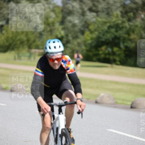 16.06.2024 - 26. Vierlanden-Triathlon Jannik Wohlers http://msf.ph/oto/6312231 16.06.2024 11:44:47 Radfahren 55, 313, 322, 413, 425, 431 meine-sportfotos.de