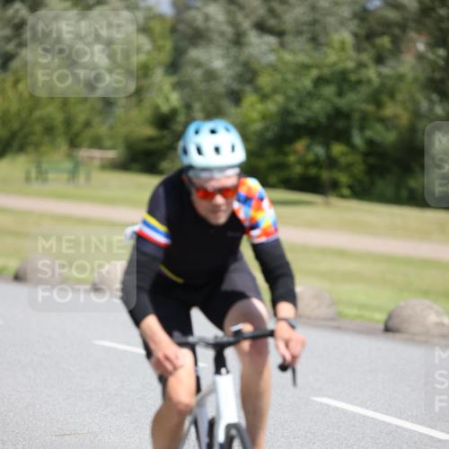 16.06.2024 - 26. Vierlanden-Triathlon Jannik Wohlers http://msf.ph/oto/6312248 16.06.2024 11:44:47 Radfahren 55, 313, 322, 413, 425, 431 meine-sportfotos.de