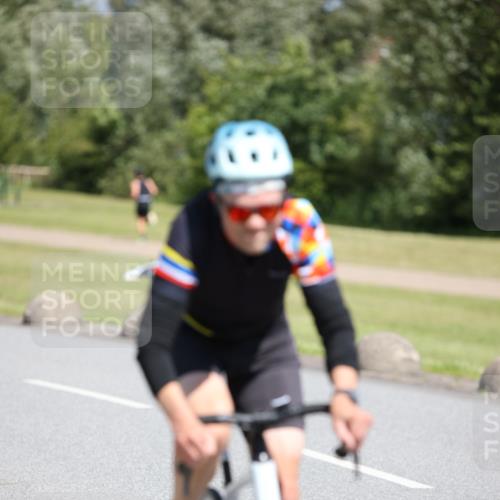 16.06.2024 - 26. Vierlanden-Triathlon Jannik Wohlers http://msf.ph/oto/6312286 16.06.2024 11:44:47 Radfahren 55, 313, 322, 413, 425, 431 meine-sportfotos.de