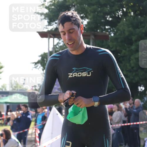 16.06.2024 - 26. Vierlanden-Triathlon Lena Gebhardt http://msf.ph/oto/6312493 16.06.2024 09:35:51 Schwimmen 56, 56 meine-sportfotos.de
