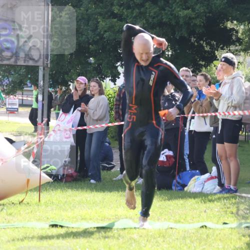 16.06.2024 - 26. Vierlanden-Triathlon Lena Gebhardt http://msf.ph/oto/6312584 16.06.2024 09:36:25 Schwimmen 86, 107, 108, 167, 86, 107, 108, 167 meine-sportfotos.de