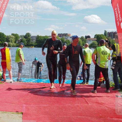 16.06.2024 - 7 Türme Triathlon KatJ http://msf.ph/oto/6312587 16.06.2024 11:17:36 Schwimmen 28, 165, 227, 237, 240, 242, 272, 618 meine-sportfotos.de