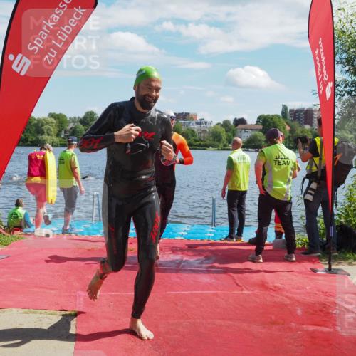 16.06.2024 - 7 Türme Triathlon KatJ http://msf.ph/oto/6312712 16.06.2024 11:17:48 Schwimmen 28, 151, 165, 227, 237, 240, 242, 618 meine-sportfotos.de