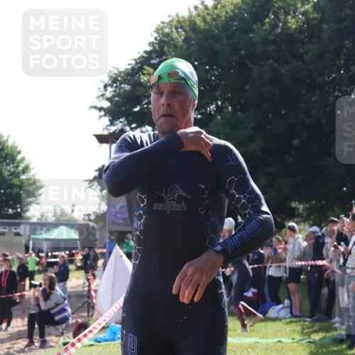 16.06.2024 - 26. Vierlanden-Triathlon Lena Gebhardt http://msf.ph/oto/6312769 16.06.2024 09:36:36 Schwimmen 61, 86, 108, 167, 61, 86, 108, 167 meine-sportfotos.de