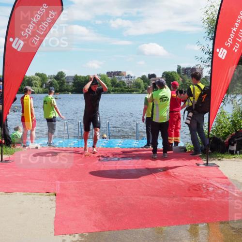 16.06.2024 - 7 Türme Triathlon KatJ http://msf.ph/oto/6312857 16.06.2024 11:18:16 Schwimmen 151, 240 meine-sportfotos.de