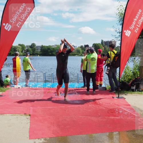 16.06.2024 - 7 Türme Triathlon KatJ http://msf.ph/oto/6312883 16.06.2024 11:18:17 Schwimmen 151, 240 meine-sportfotos.de