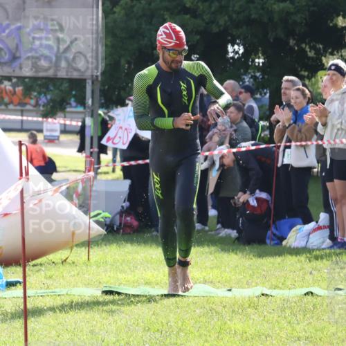 16.06.2024 - 26. Vierlanden-Triathlon Lena Gebhardt http://msf.ph/oto/6312923 16.06.2024 09:37:00 Schwimmen 99, 122, 144, 99, 122, 144 meine-sportfotos.de