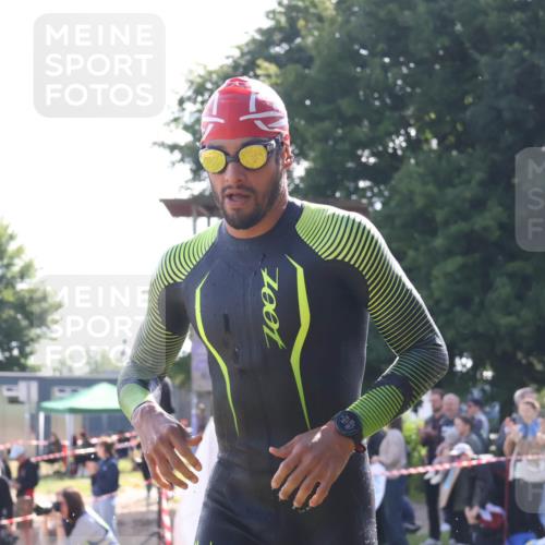 16.06.2024 - 26. Vierlanden-Triathlon Lena Gebhardt http://msf.ph/oto/6312963 16.06.2024 09:37:03 Schwimmen 116, 122, 144, 116, 122, 144 meine-sportfotos.de