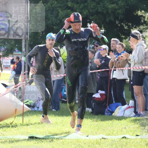 16.06.2024 - 26. Vierlanden-Triathlon Lena Gebhardt http://msf.ph/oto/6312977 16.06.2024 09:37:13 Schwimmen 116, 144, 116, 144 meine-sportfotos.de