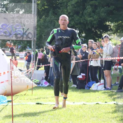 16.06.2024 - 26. Vierlanden-Triathlon Lena Gebhardt http://msf.ph/oto/6312991 16.06.2024 09:37:14 Schwimmen 116, 144, 116, 144 meine-sportfotos.de