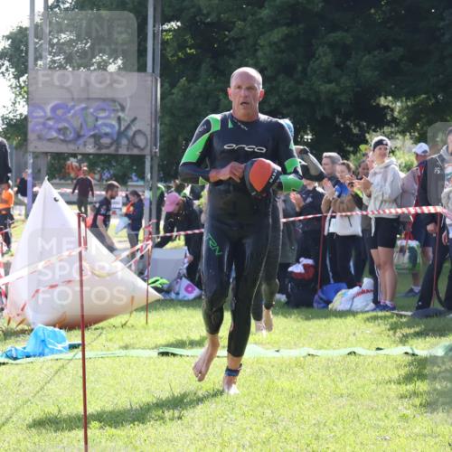 16.06.2024 - 26. Vierlanden-Triathlon Lena Gebhardt http://msf.ph/oto/6312998 16.06.2024 09:37:15 Schwimmen 116, 144, 116, 144 meine-sportfotos.de