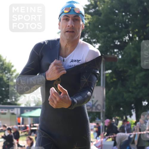 16.06.2024 - 26. Vierlanden-Triathlon Lena Gebhardt http://msf.ph/oto/6313066 16.06.2024 09:37:20 Schwimmen 116, 144, 116, 144 meine-sportfotos.de
