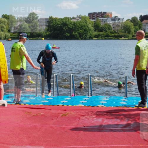 16.06.2024 - 7 Türme Triathlon KatJ http://msf.ph/oto/6313119 16.06.2024 11:18:54 Schwimmen 11, 36, 156, 216, 232, 262, 268, 615 meine-sportfotos.de